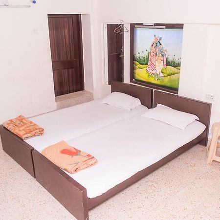 New Metro Guest House โกลกาตา ภายนอก รูปภาพ