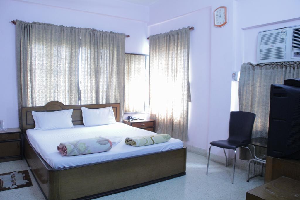 New Metro Guest House โกลกาตา ภายนอก รูปภาพ